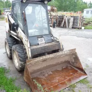 1 Kompaktlader Bobcat typ 734